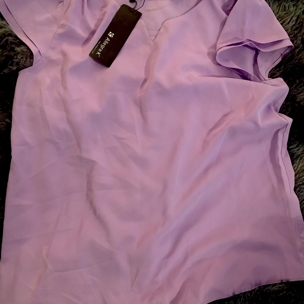 Beautiful Lavender Blouse!